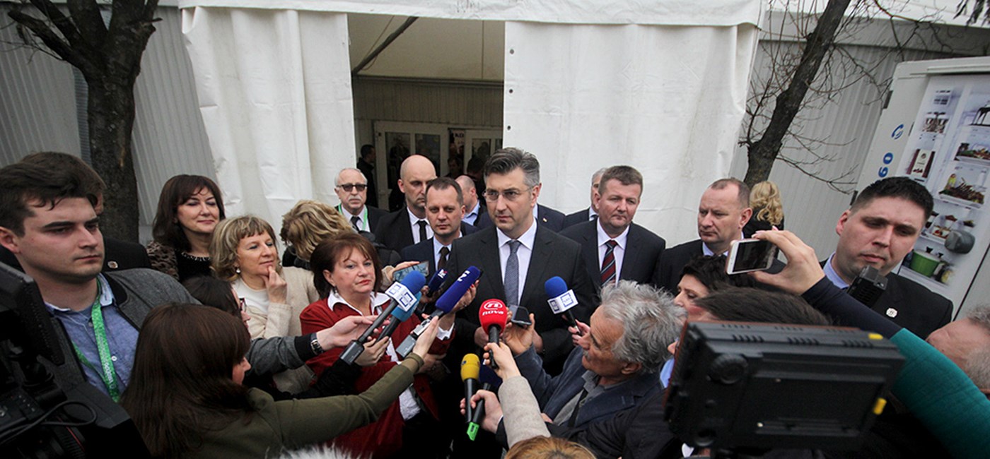 Predsjednik Vlade Plenković: Razmotrit će se svi modeli otkupa Ine koji ne generiraju novi dug